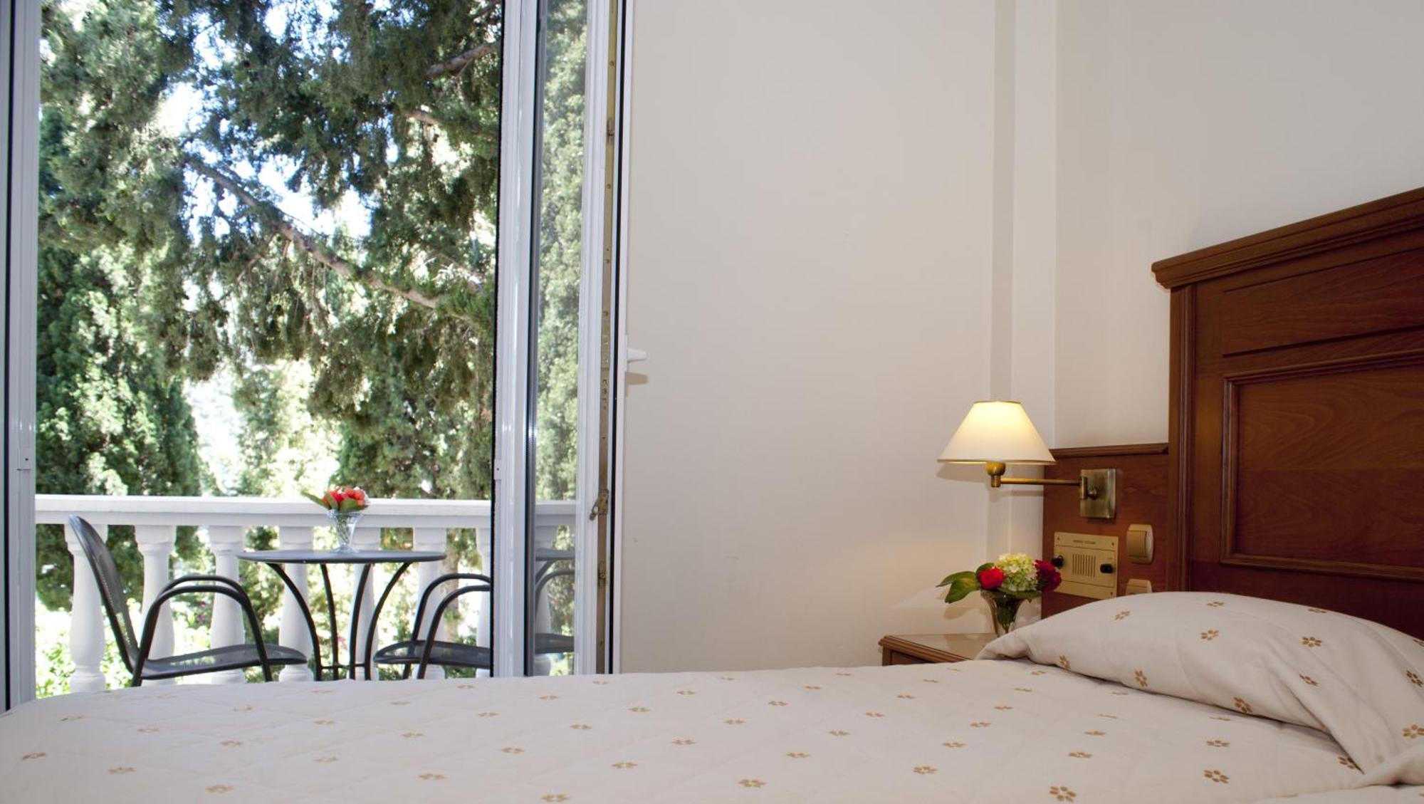 Kerveli Village Hotel Екстер'єр фото